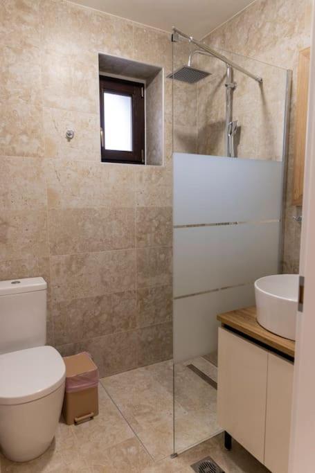 Lithic Suites Калампака Экстерьер фото